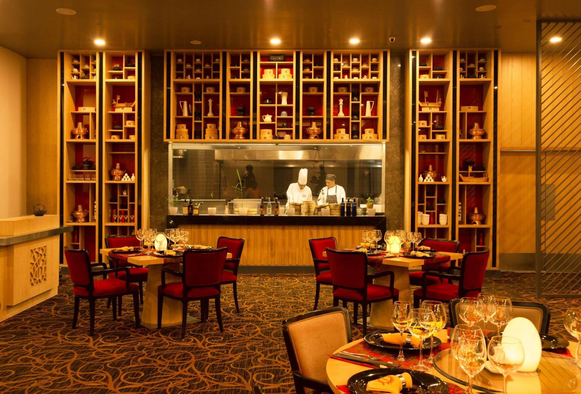 Radisson Blu Bengaluru Outer Ring Road Hotel Bagian luar foto