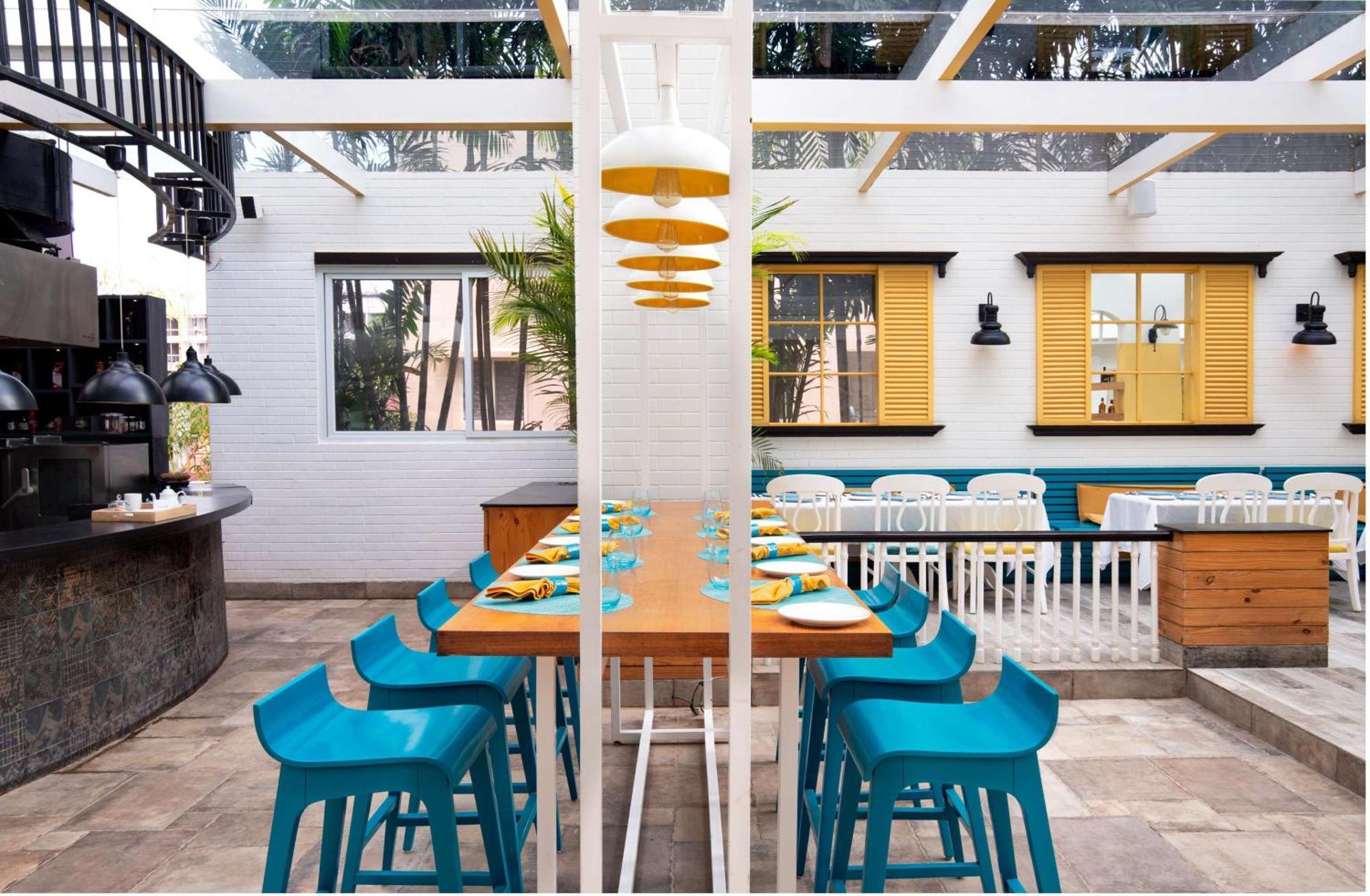 Radisson Blu Bengaluru Outer Ring Road Hotel Bagian luar foto